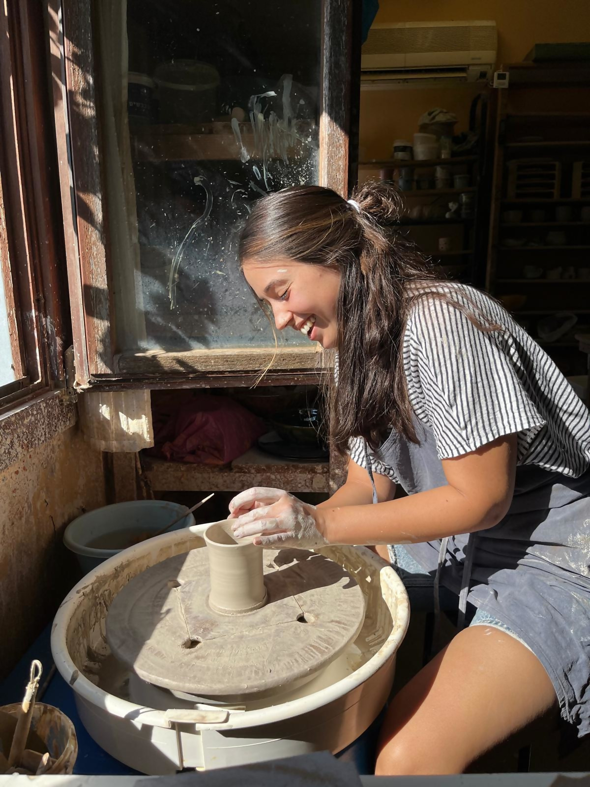 סטודיו שלם — עבודה על האובניים